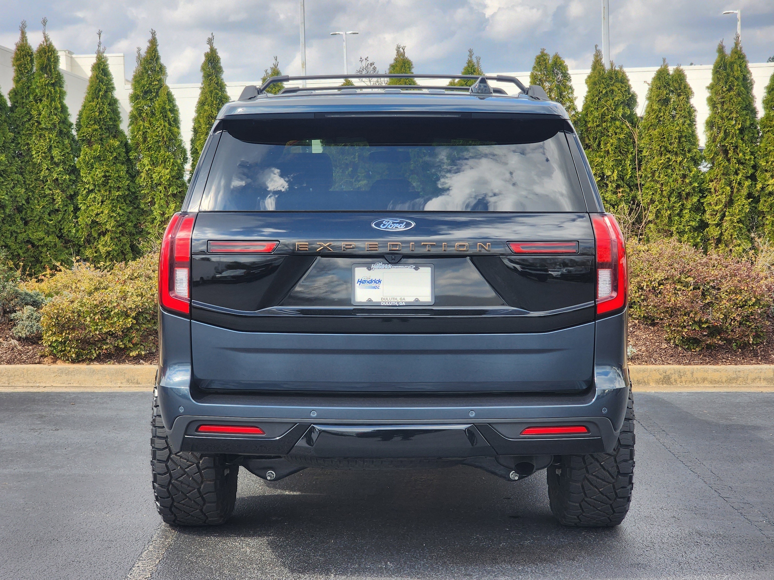 2025 Ford Expedition Tremor photo 6