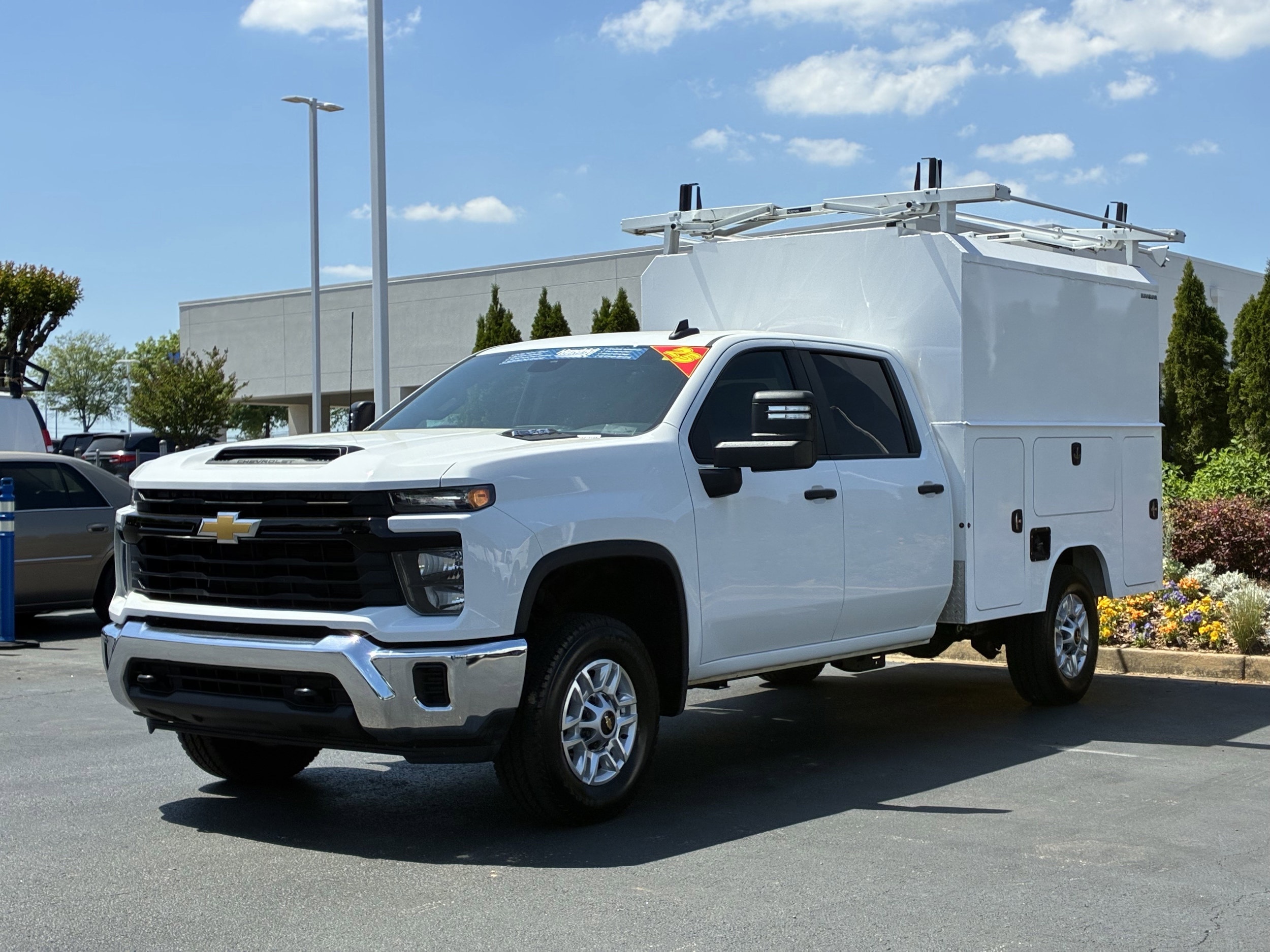 2025 Chevrolet Silverado 2500HD Work Truck photo 4