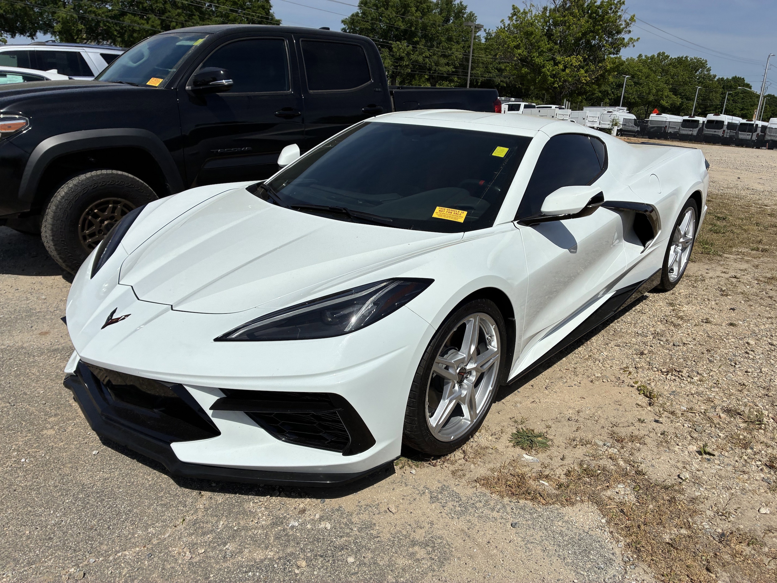 2020 Chevrolet Corvette 1LT photo 2