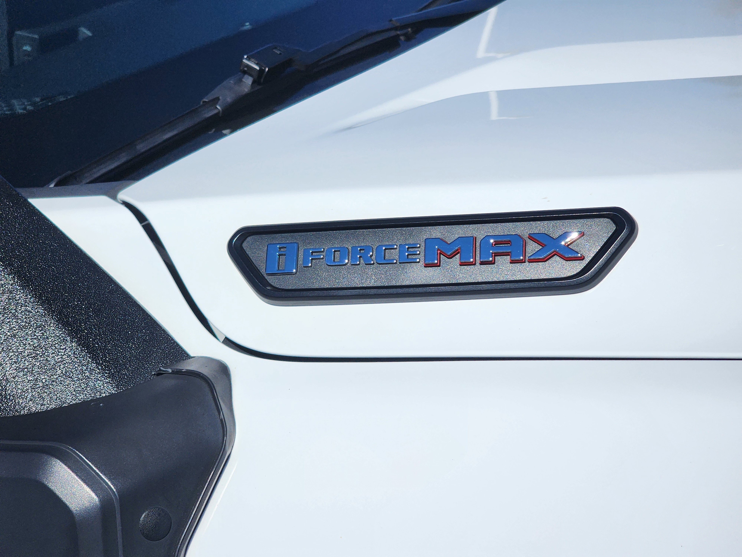 2025 Toyota Tacoma 4WD Trailhunter Hybrid photo 6