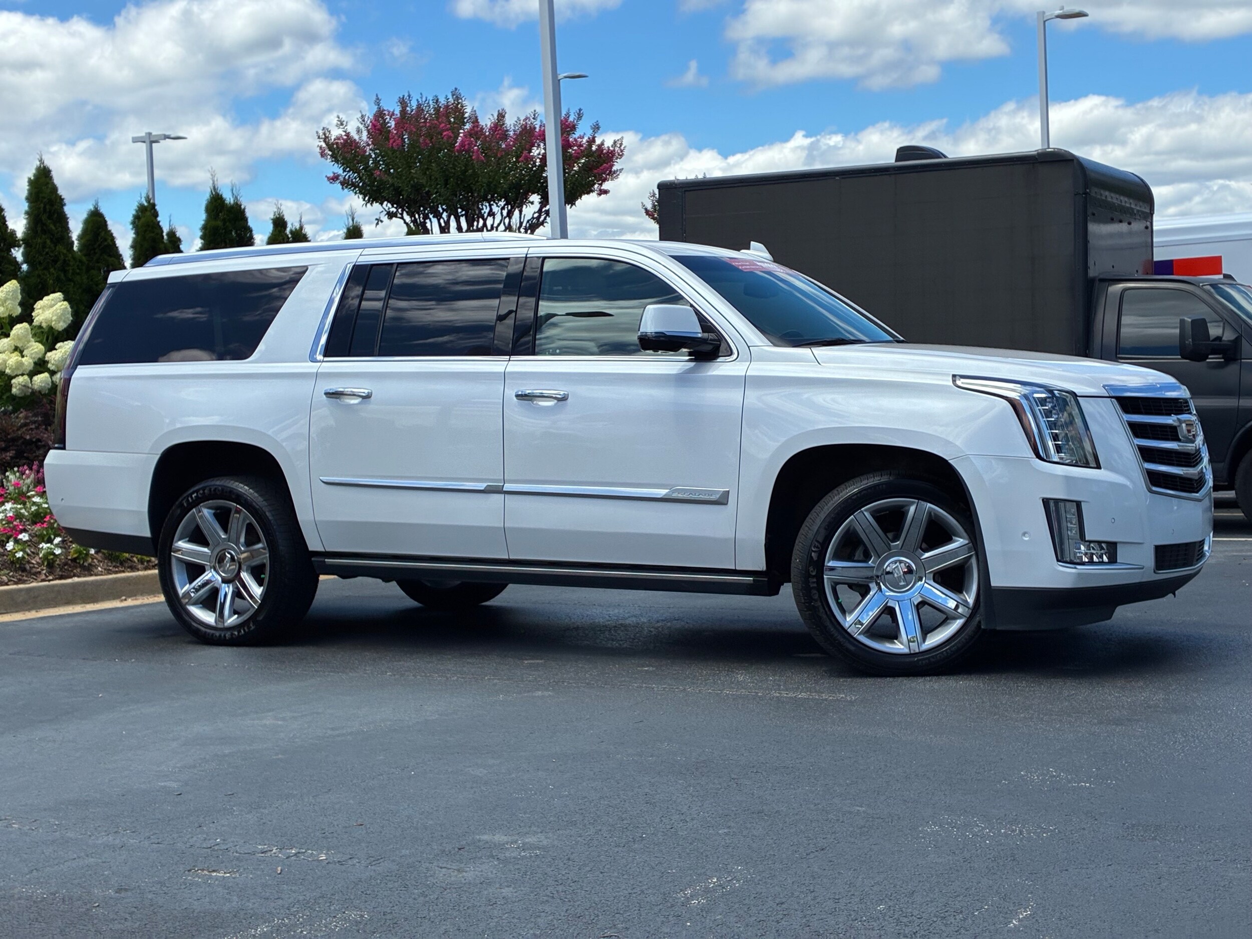 CADILLAC Escalade ESV Premium Luxury
