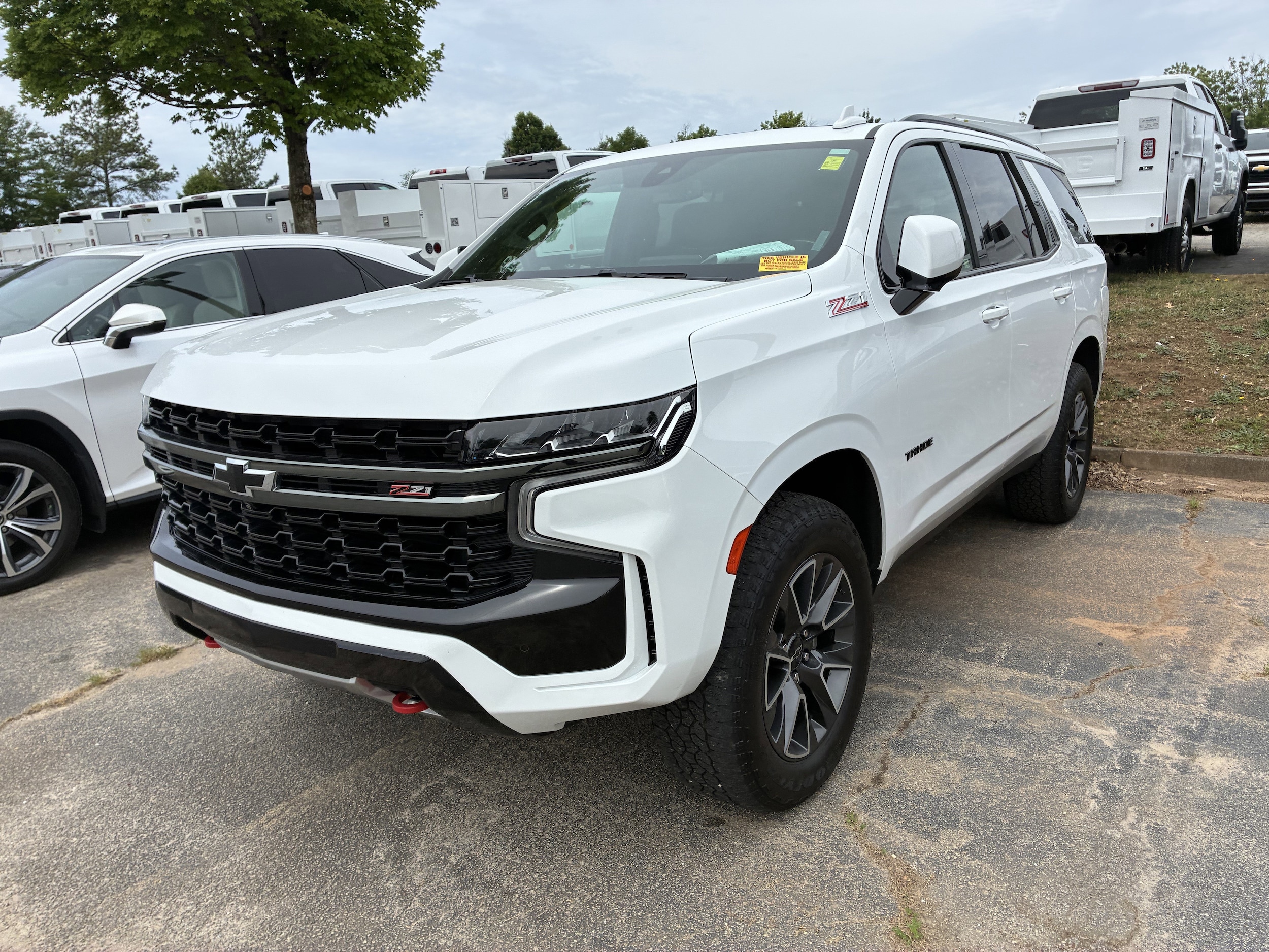 2022 Chevrolet Tahoe Z71 photo 2