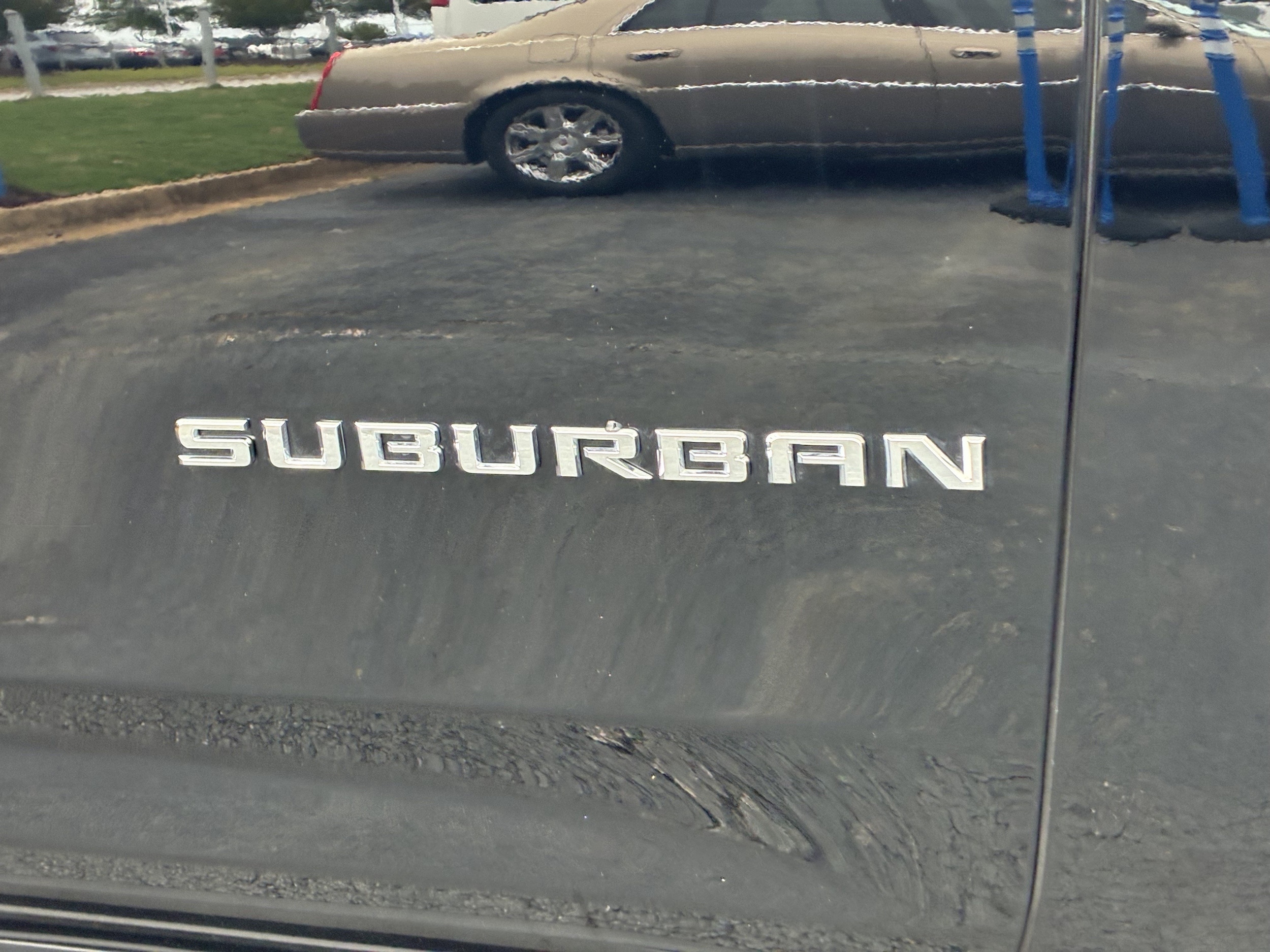 2026 Chevrolet Suburban Premier photo 5