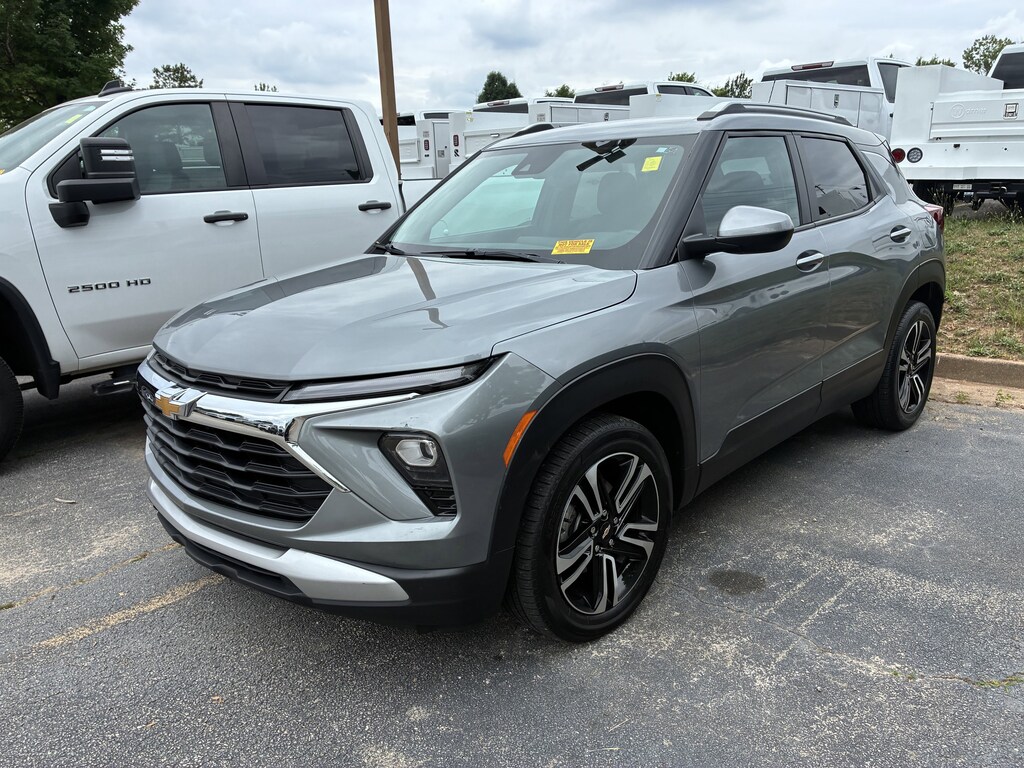 Used 2024 Chevrolet Trailblazer LT SUV