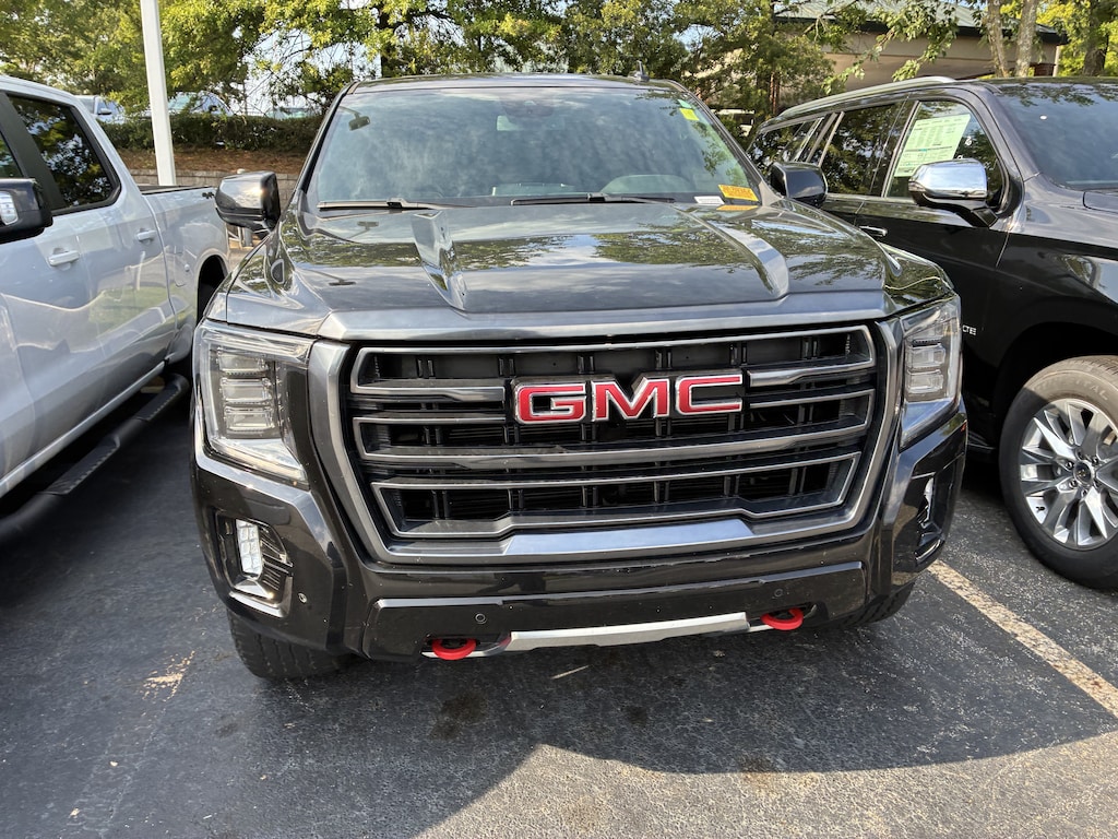 Used 2024 GMC Yukon AT4 SUV