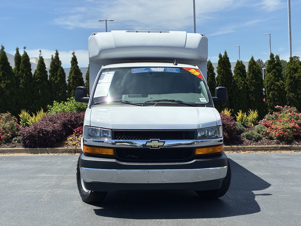 Used 2025 Chevrolet Express Commercial Cutaway Specialty