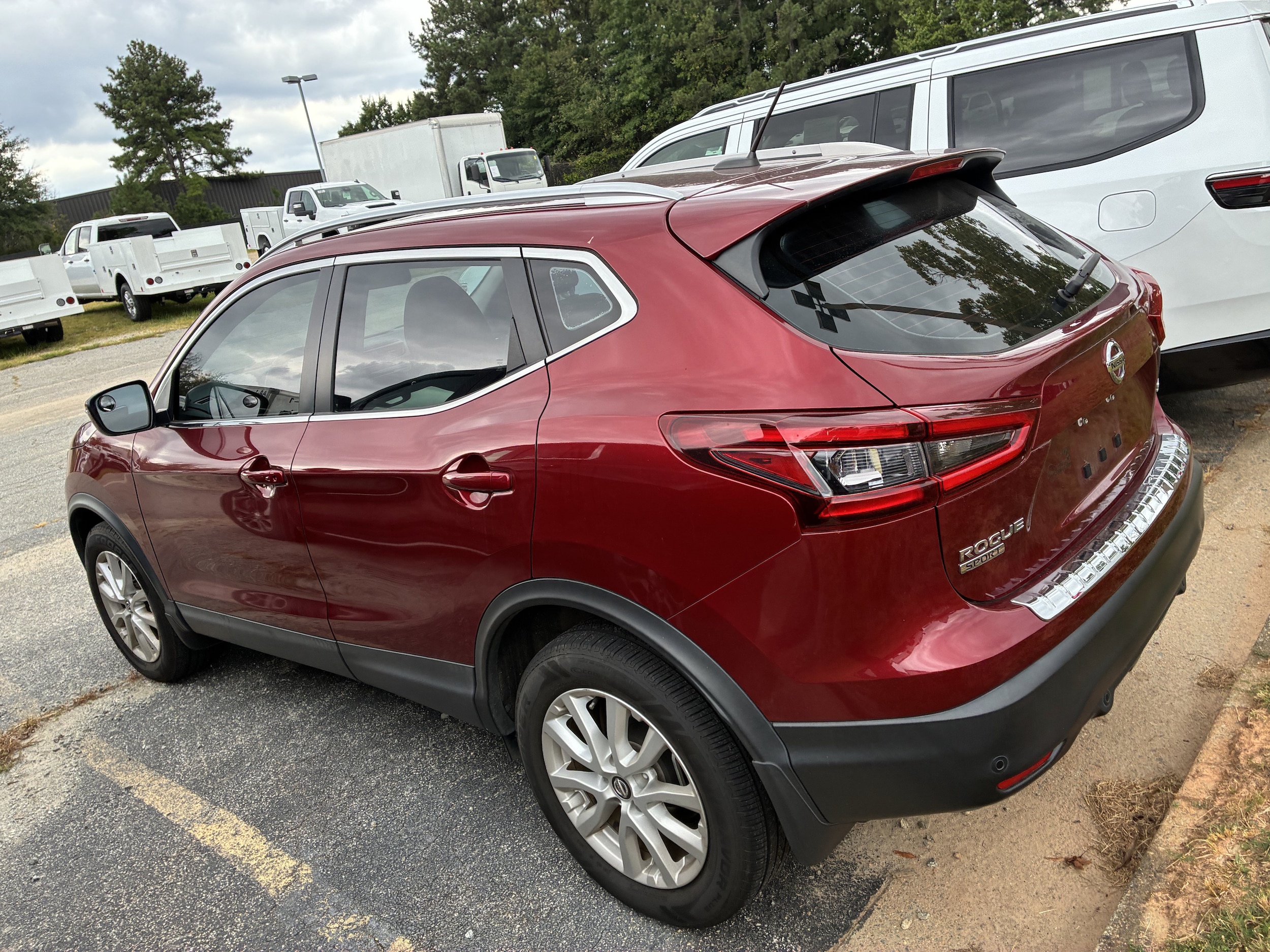 2022 Nissan Rogue Sport SV