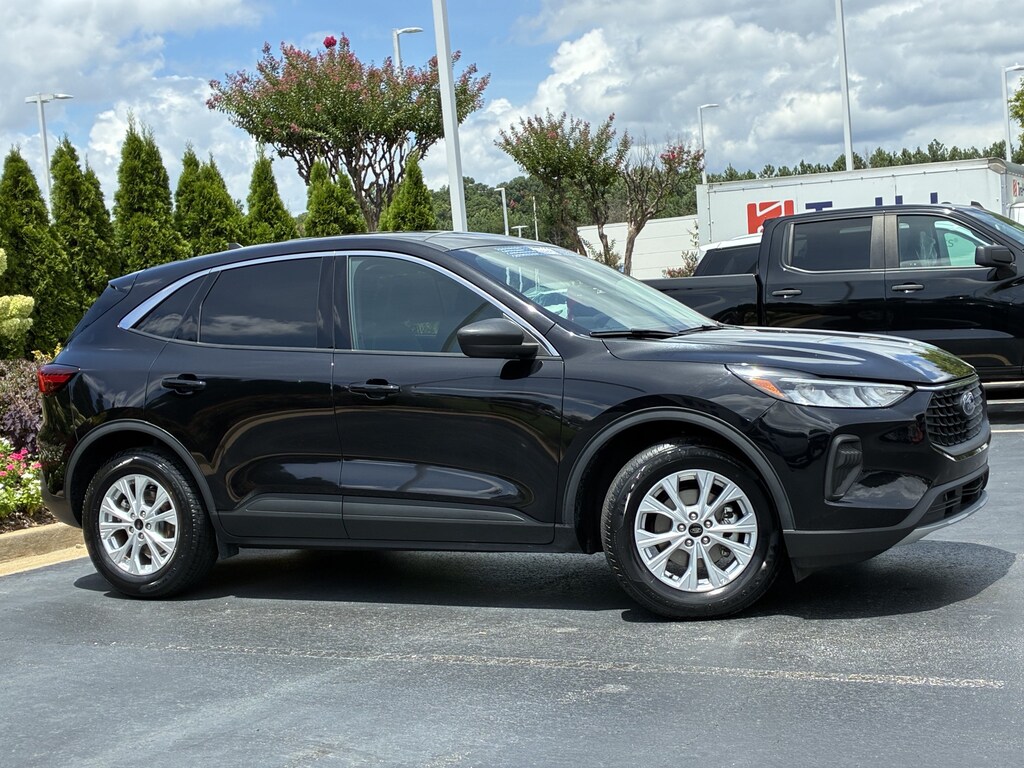 Used 2024 Ford Escape Active SUV