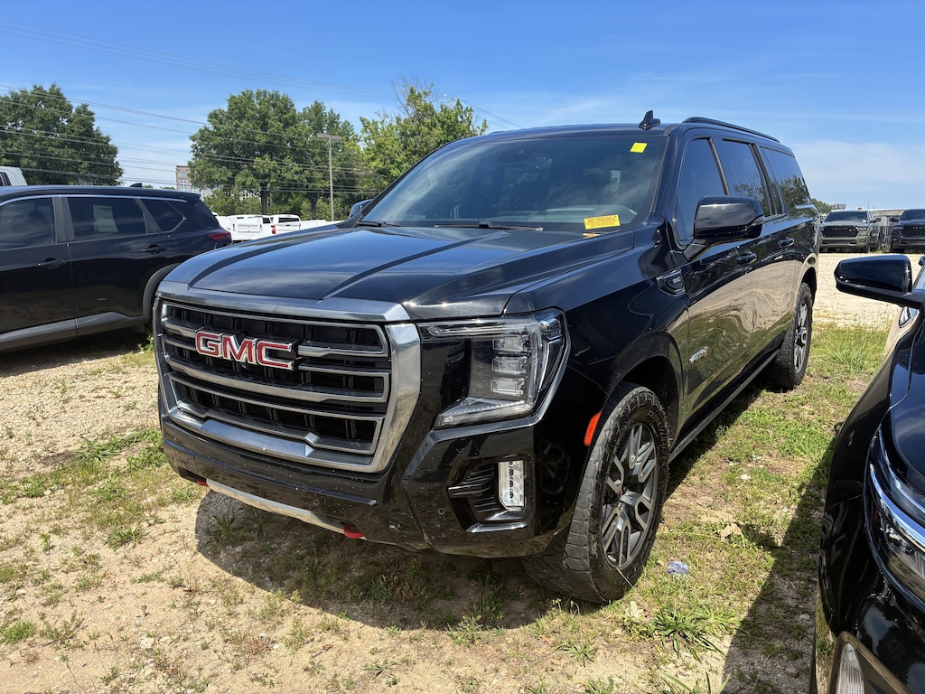 Used 2023 GMC Yukon XL AT4 SUV