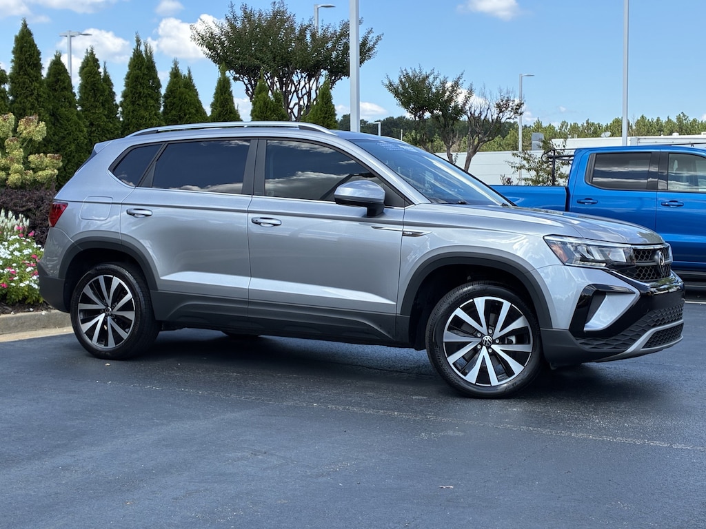 Used 2023 Volkswagen Taos SE SUV