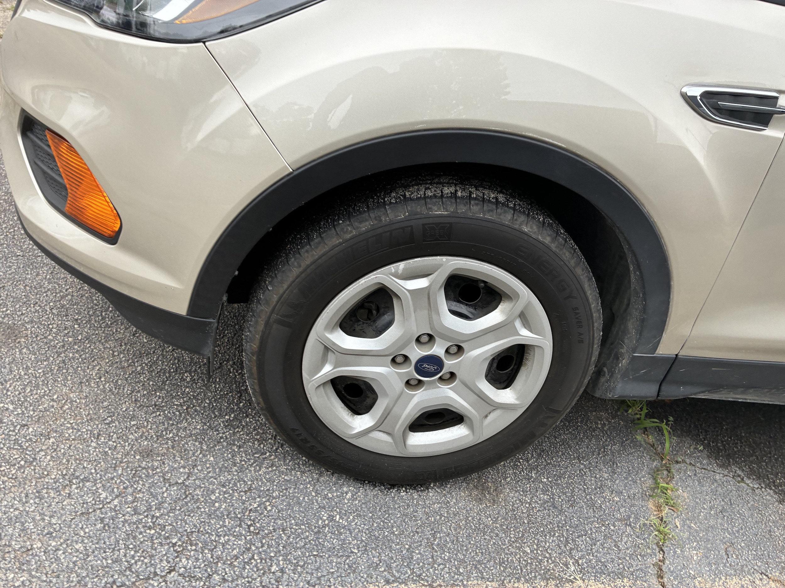 Ford Escape S