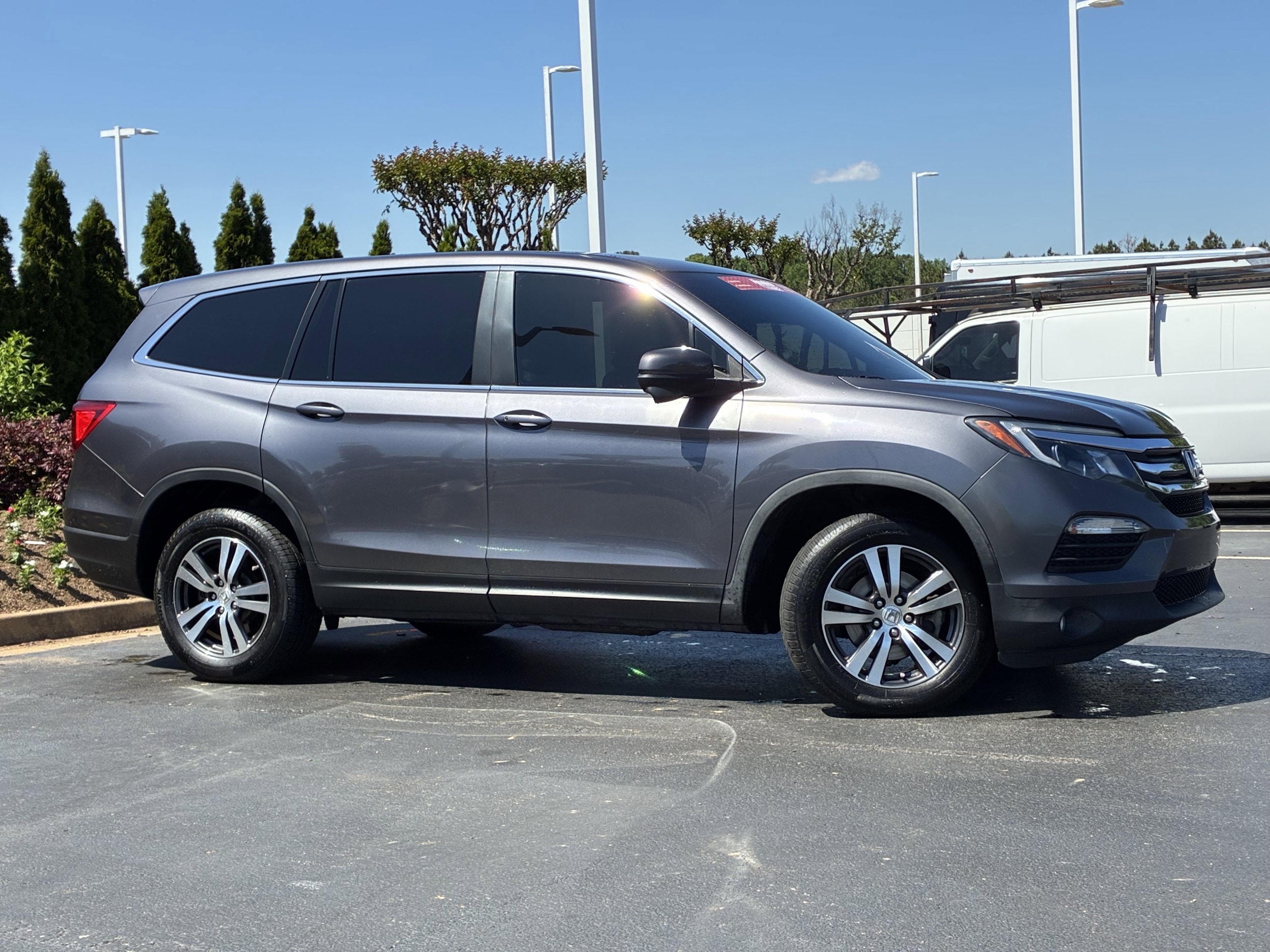 2018 Honda Pilot EX photo 2