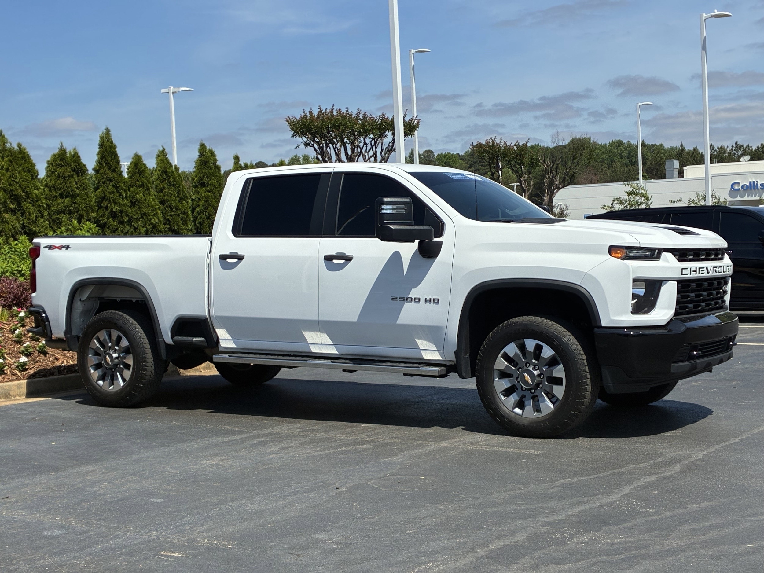 2023 Chevrolet Silverado 2500HD Custom photo 4