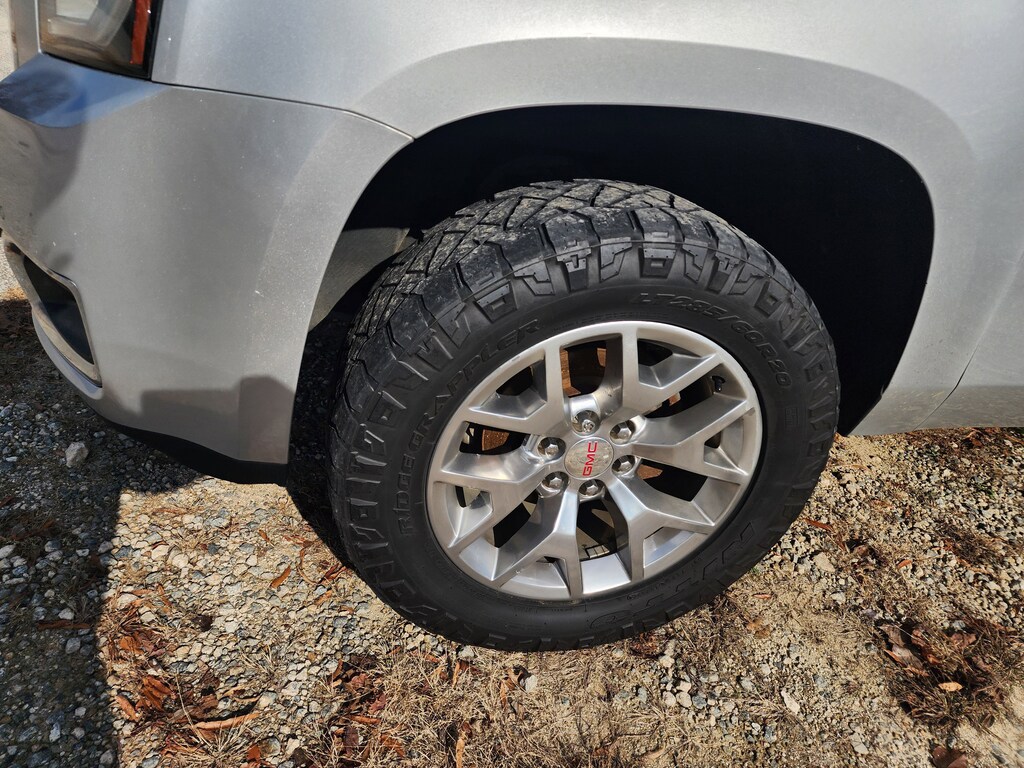 Used 2016 GMC Yukon SLE SUV