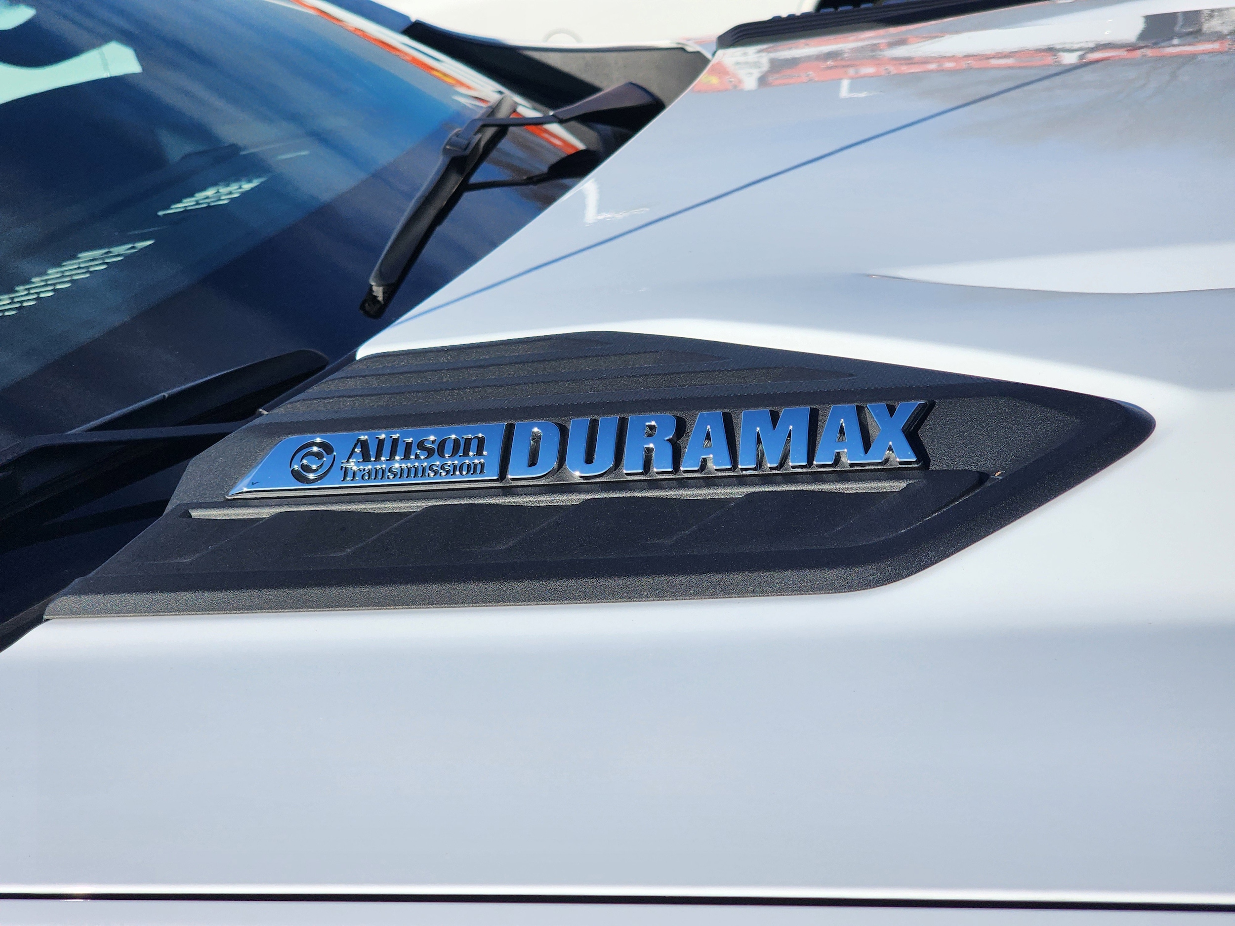 2025 Chevrolet Silverado 2500HD LT photo 6