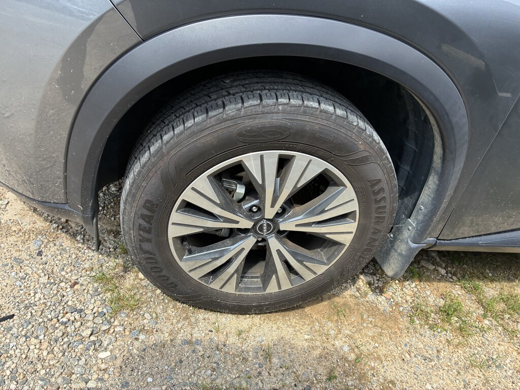 Used 2022 Nissan Rogue SV SUV