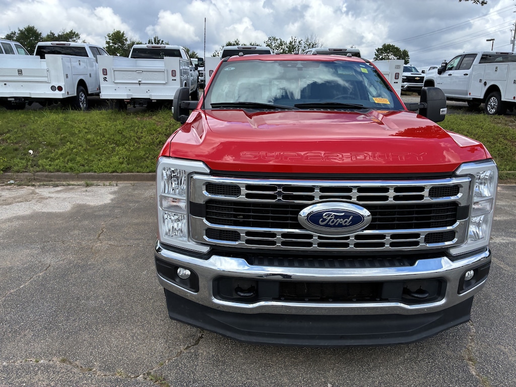 Used 2023 Ford Super Duty F-350 DRW XLT Pickup Truck