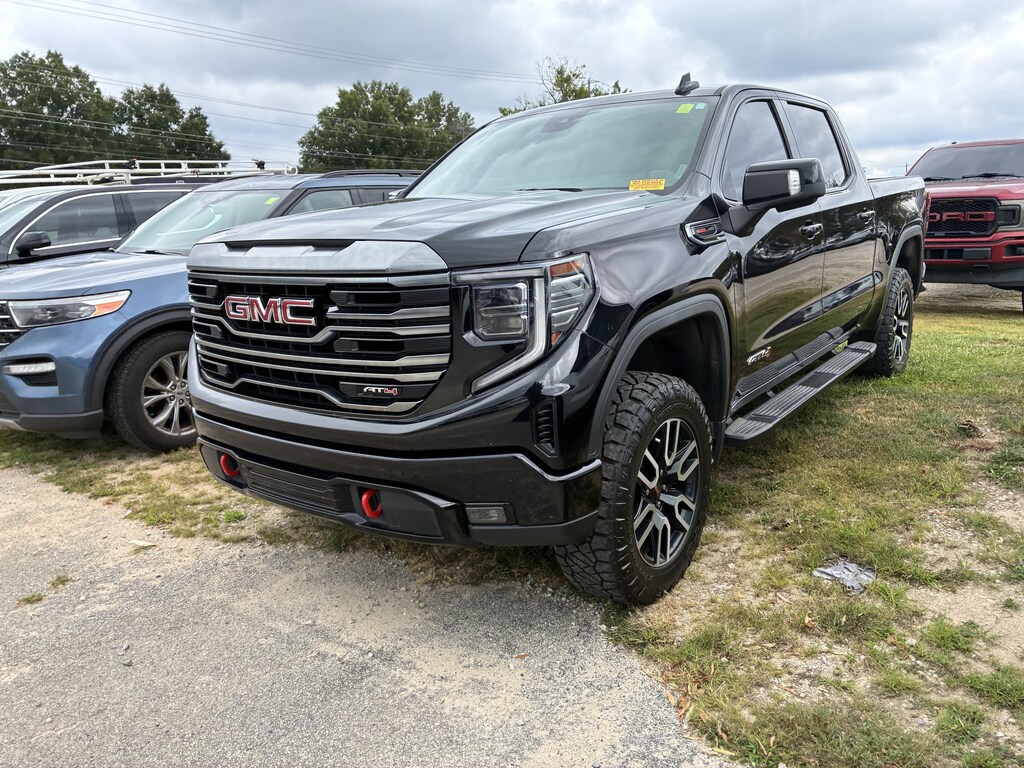 Used 2022 GMC Sierra 1500 AT4 Pickup Truck