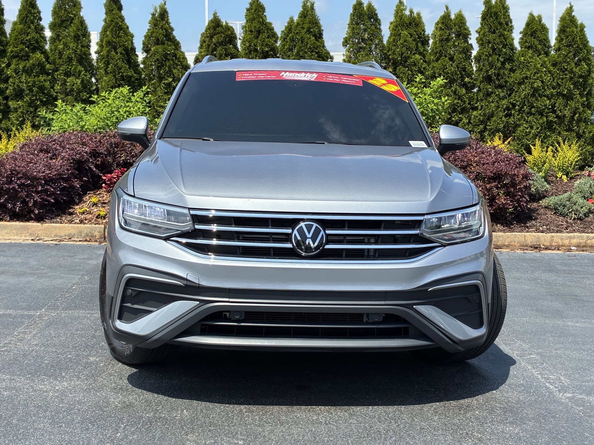 2023 Volkswagen Tiguan SE photo 4