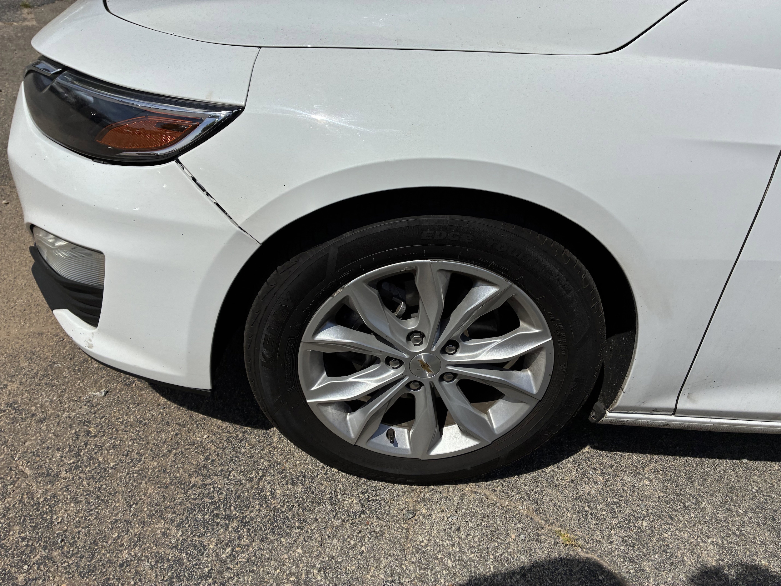 2024 Chevrolet Malibu LT photo 5