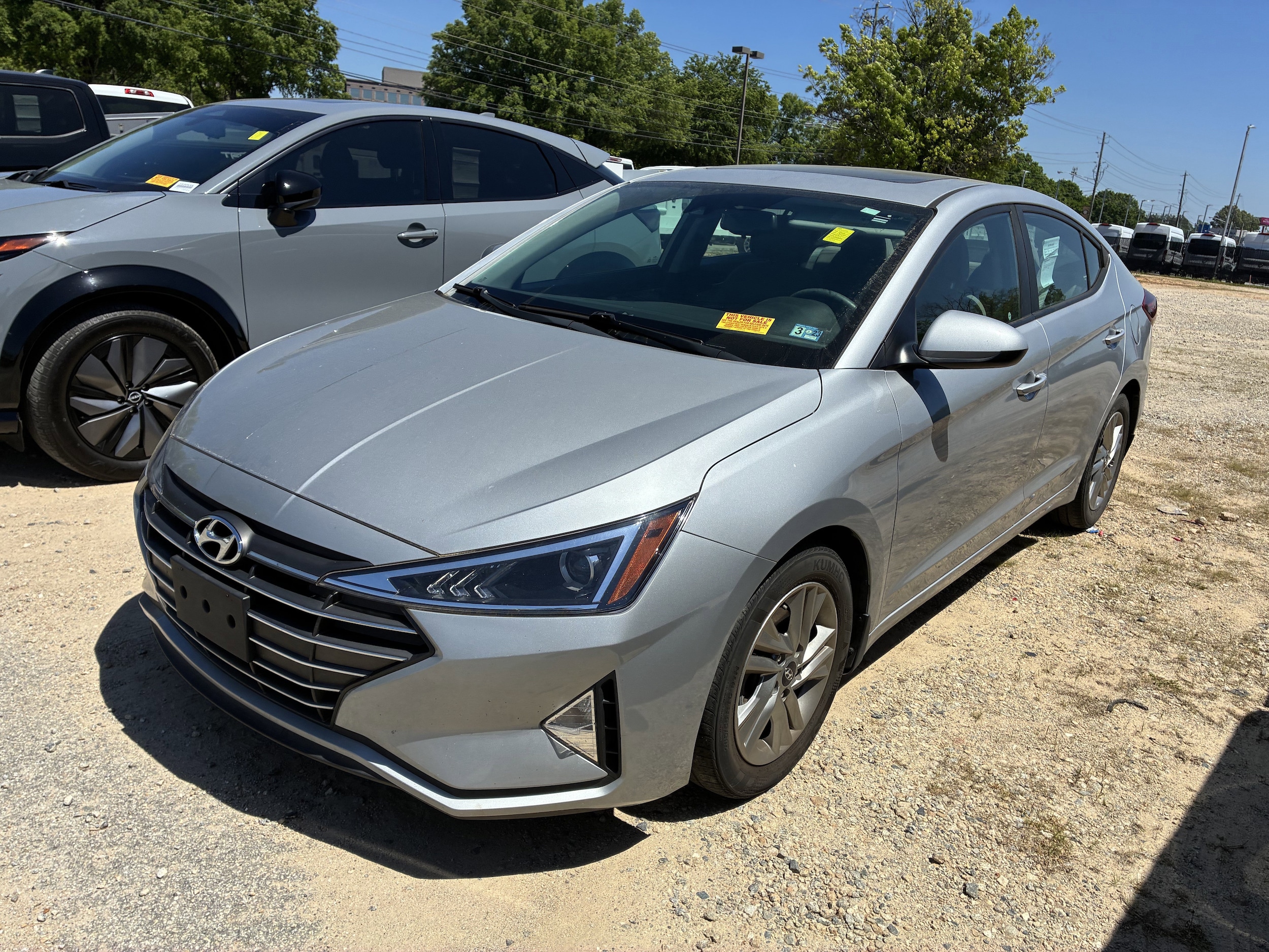 2020 Hyundai Elantra Value Edition photo 3