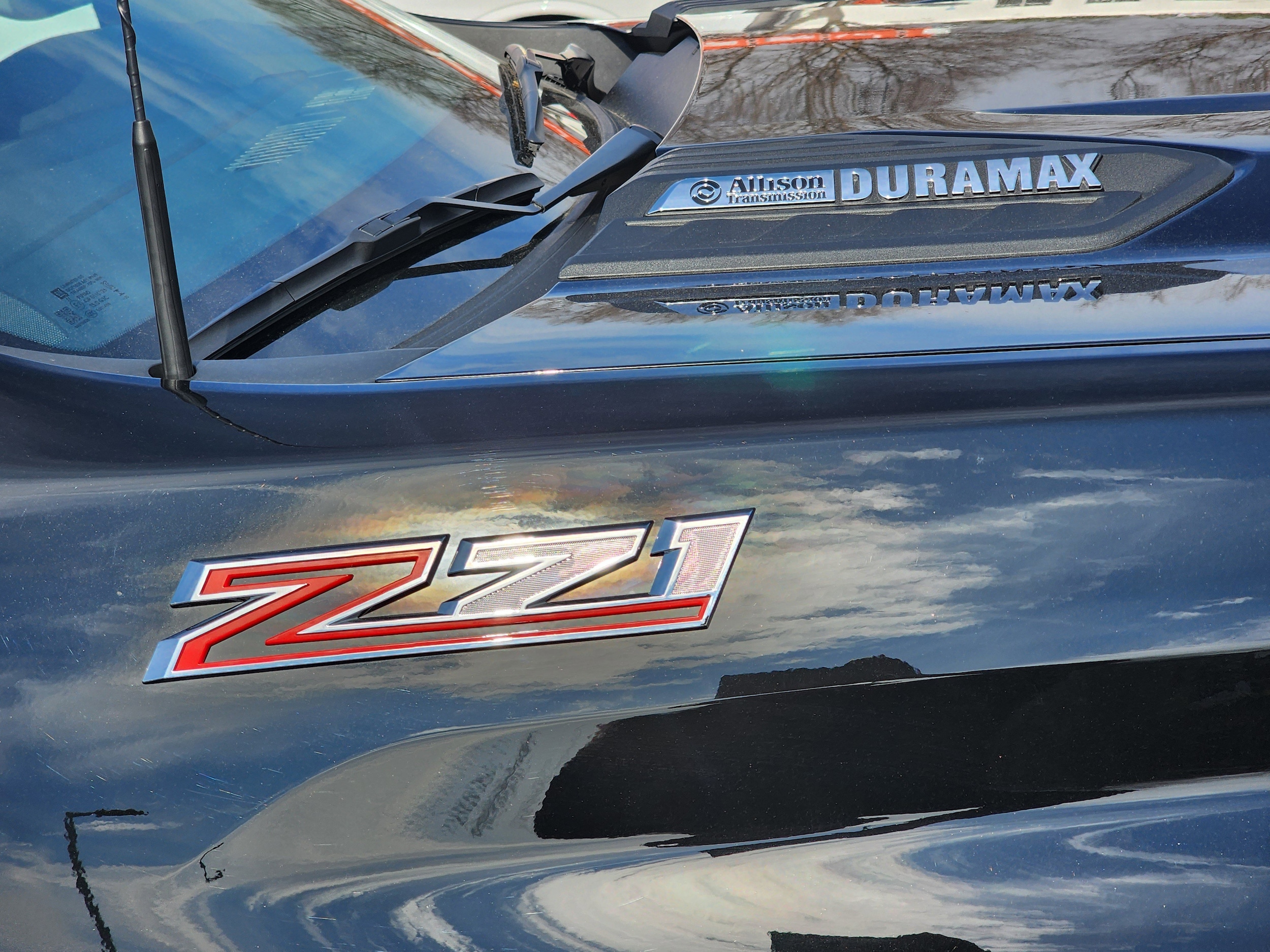 2025 Chevrolet Silverado 2500HD LT photo 6