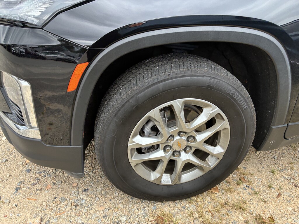 Used 2022 Chevrolet Traverse LS SUV