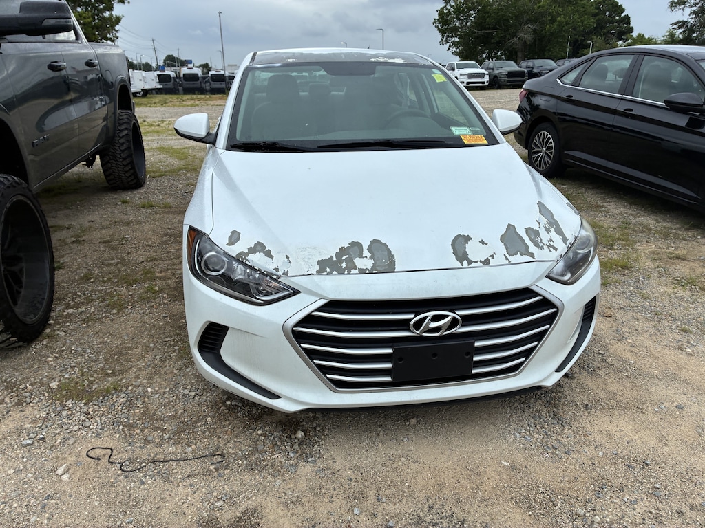 Used 2017 Hyundai Elantra SE Sedan