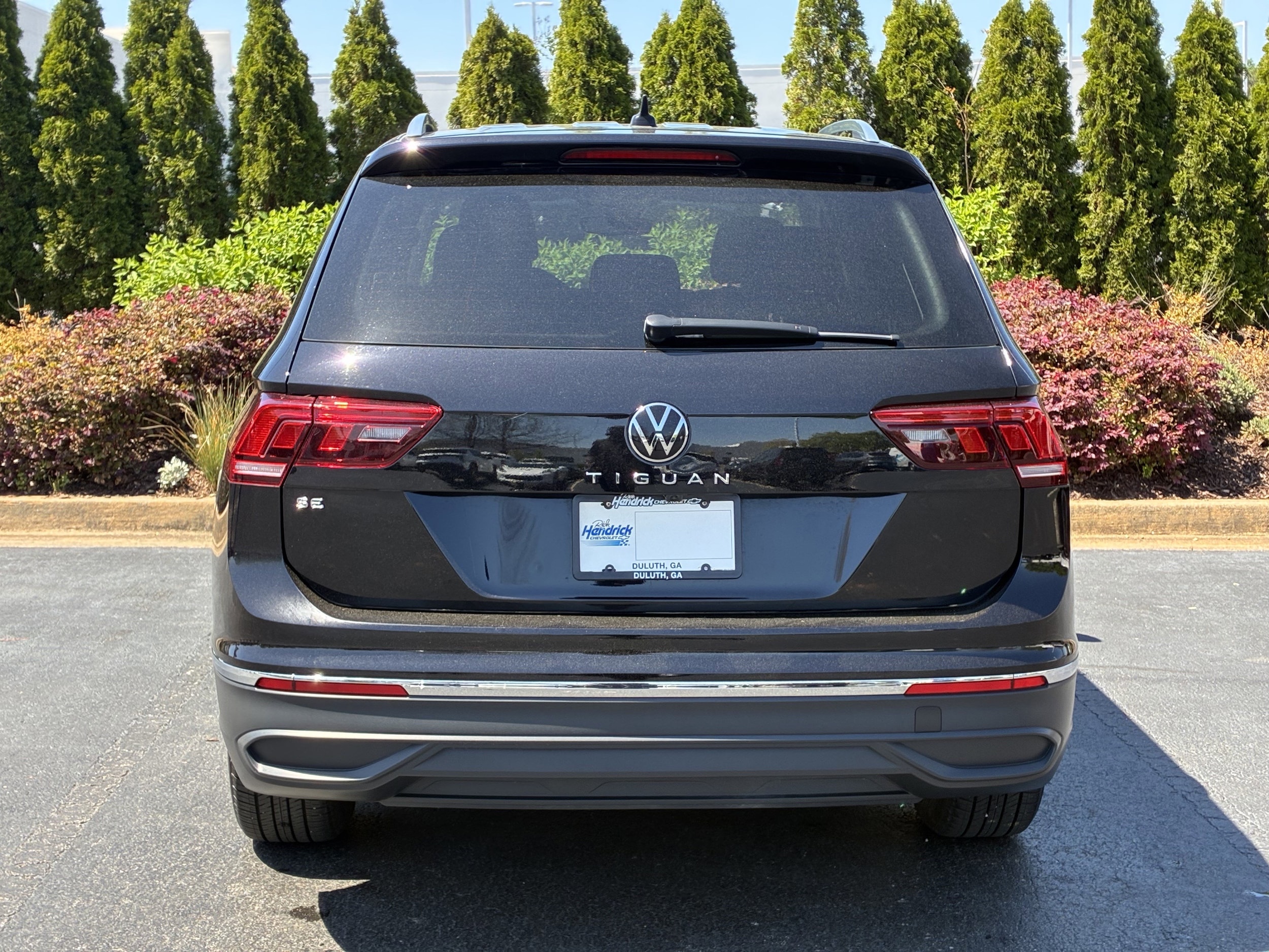 2024 Volkswagen Tiguan SE photo 6