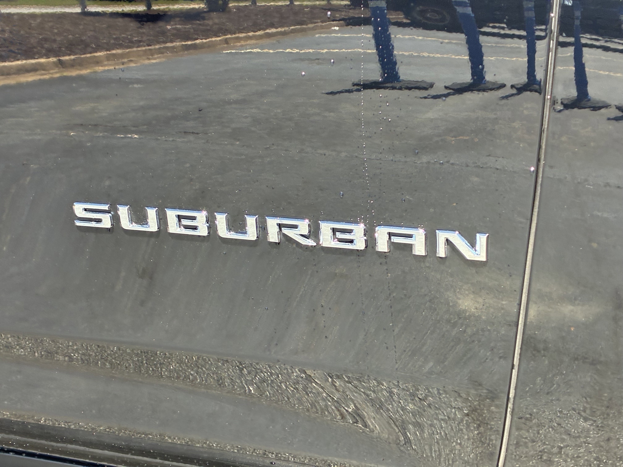 2026 Chevrolet Suburban Premier photo 5