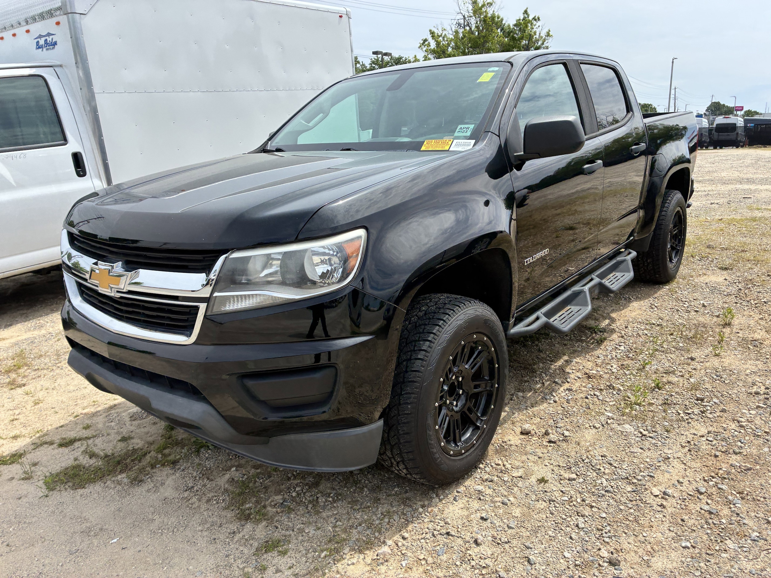 2019 Chevrolet Colorado 2WD Work Truck photo 3
