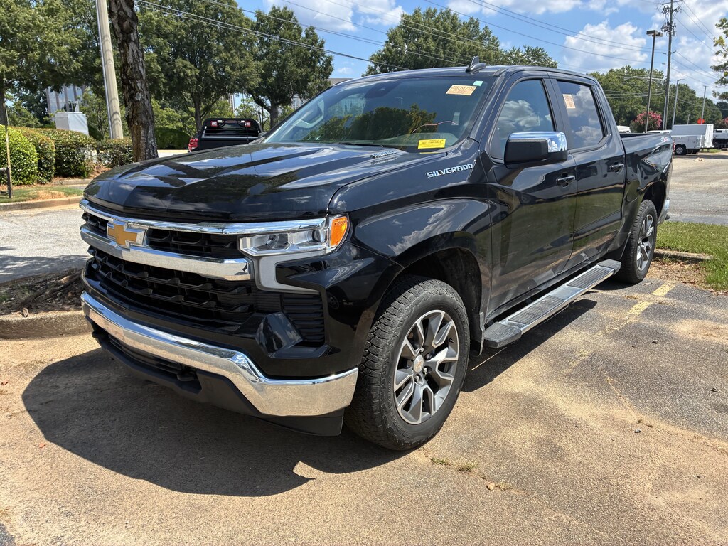 Used 2024 Chevrolet Silverado 1500 LT Pickup Truck