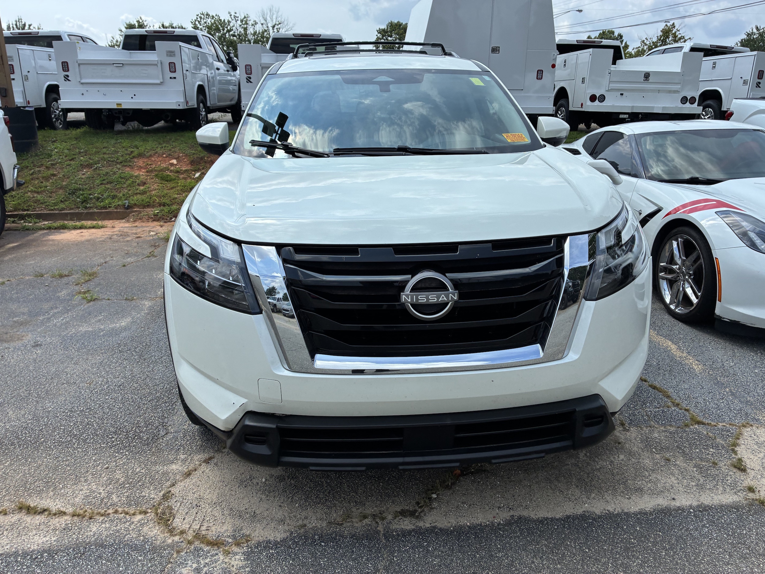Nissan Pathfinder SV