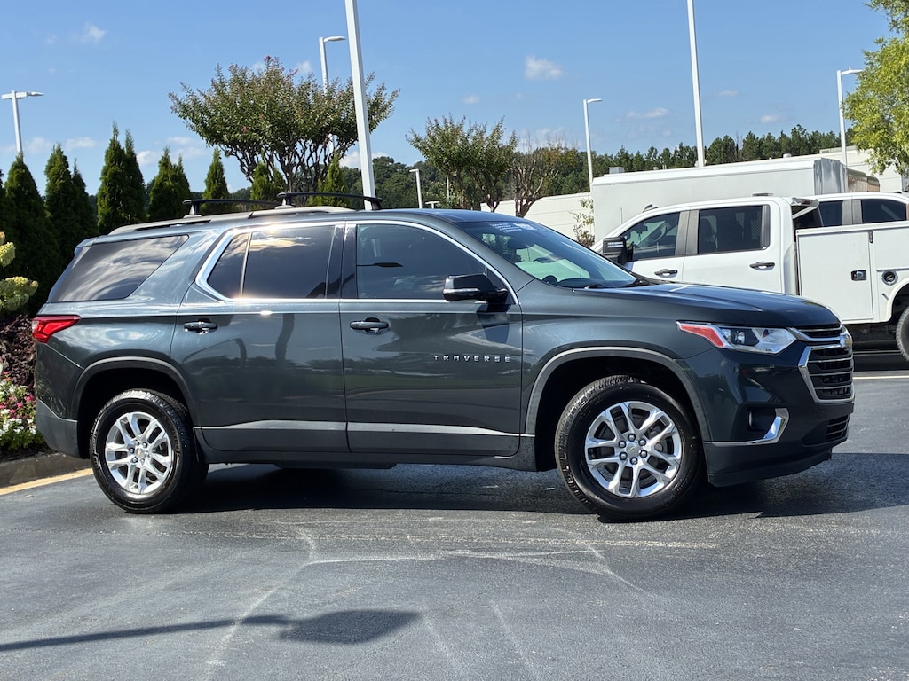 Used 2019 Chevrolet Traverse LT Cloth SUV