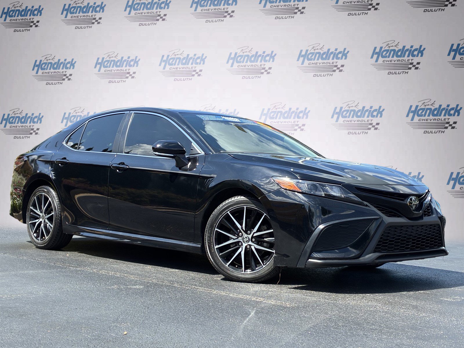 2024 Toyota Camry SE Sedan