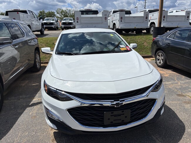 2025 Chevrolet Malibu RS Sedan