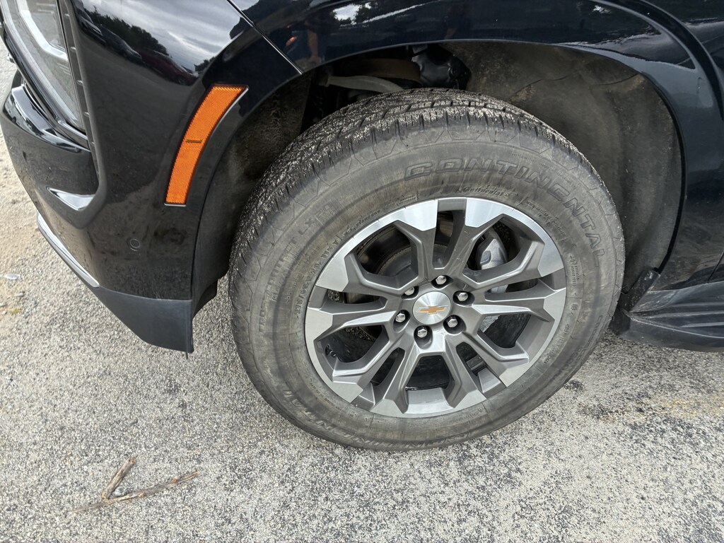 Used 2025 Chevrolet Suburban LT SUV