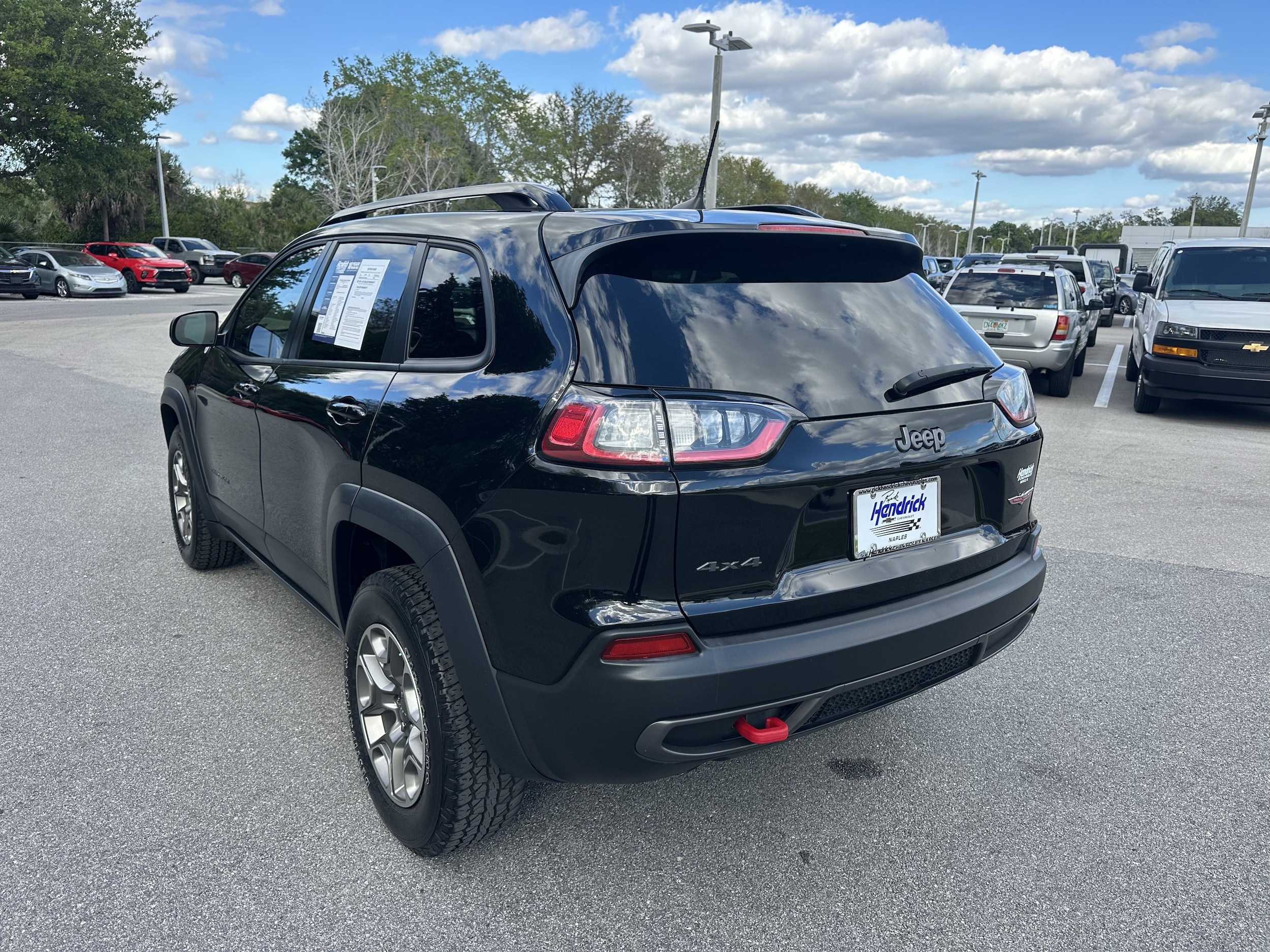 2022 Jeep Cherokee Trailhawk photo 6