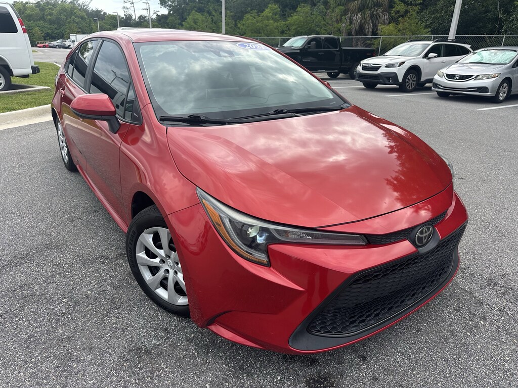 Used 2021 Toyota Corolla LE Sedan