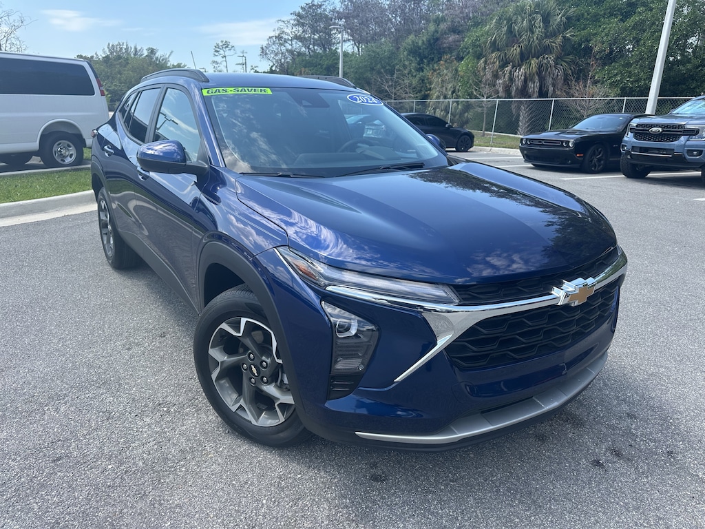 Used 2024 Chevrolet Trax LT SUV