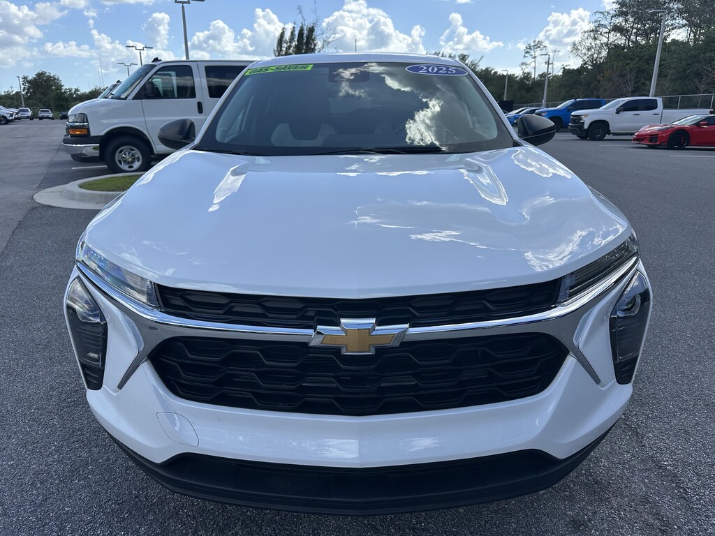 Used 2025 Chevrolet Trax LS SUV