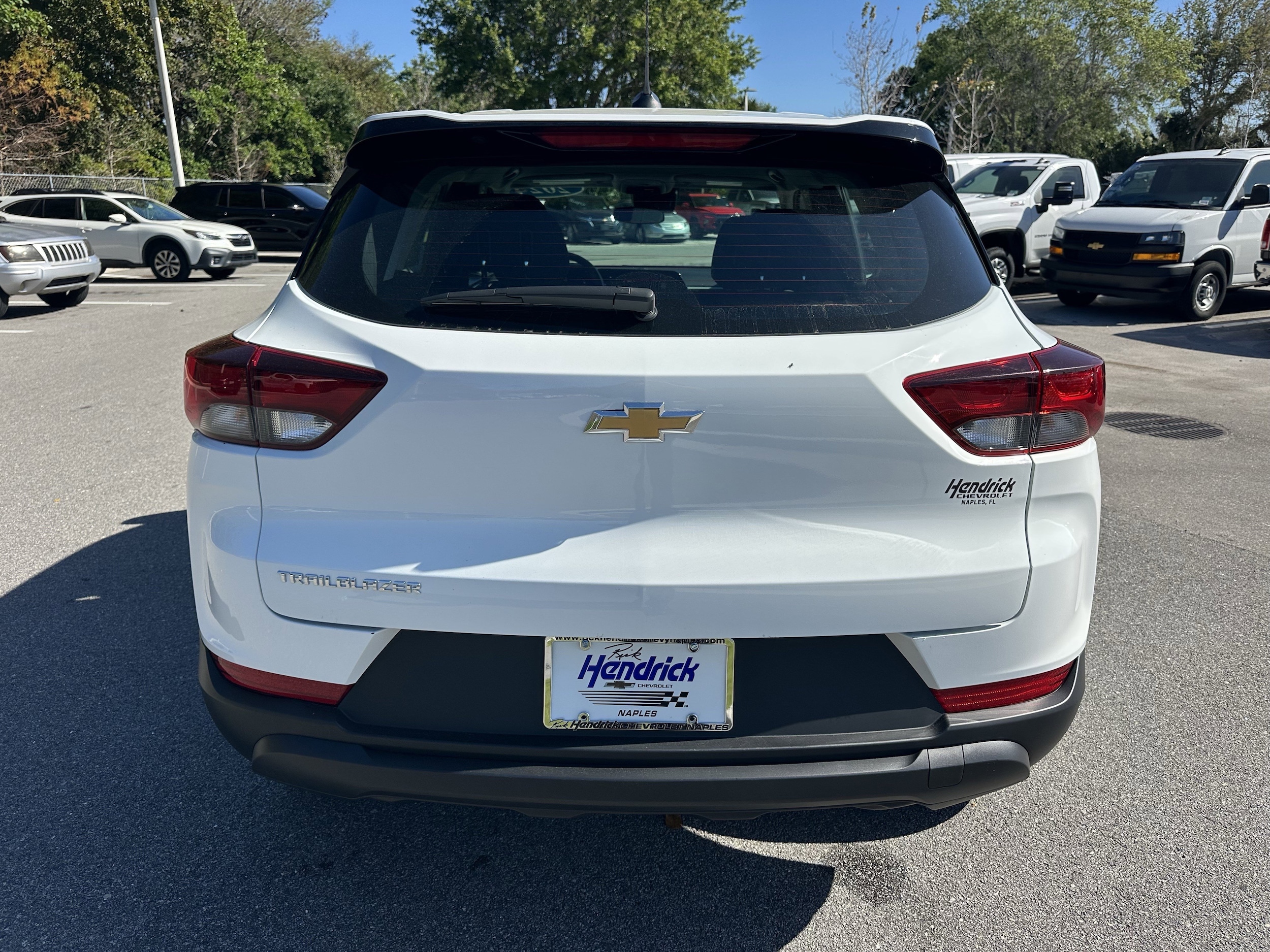 2024 Chevrolet Trailblazer LS photo 3