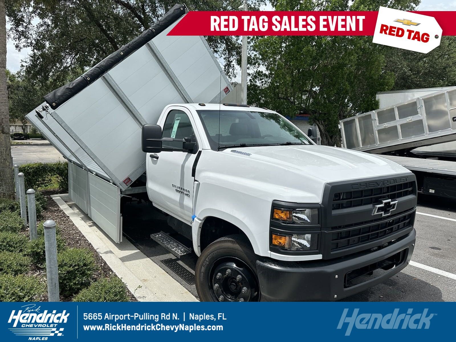 2024 Chevrolet Silverado 4500 Medium Duty Chassis Cab Work Truck's photo