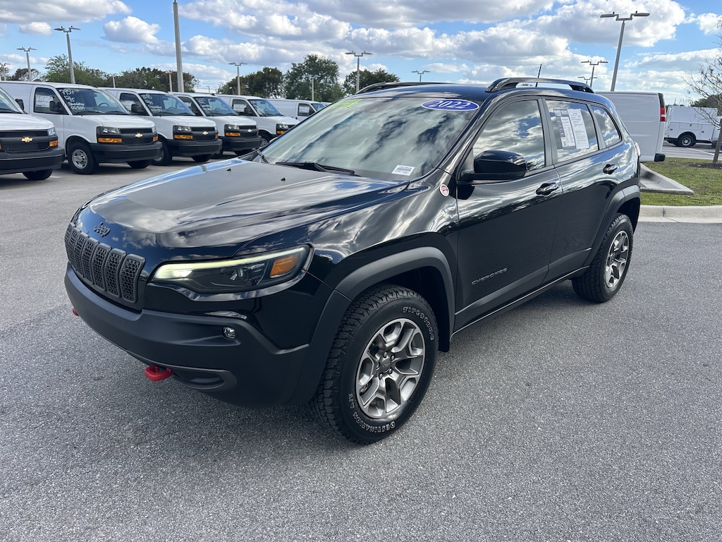Used 2022 Jeep Cherokee Trailhawk SUV