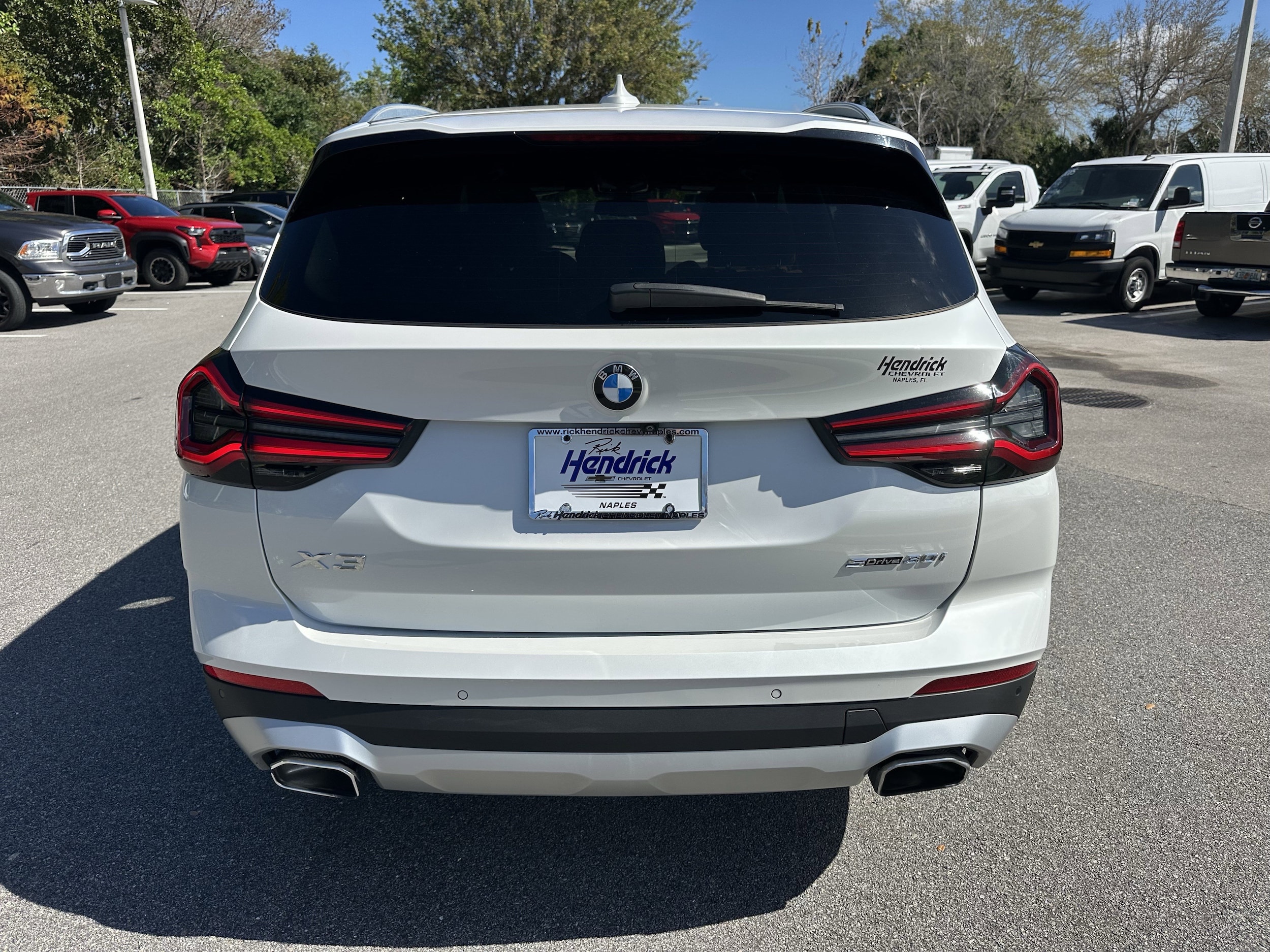 2023 BMW X3 sDrive30i photo 3