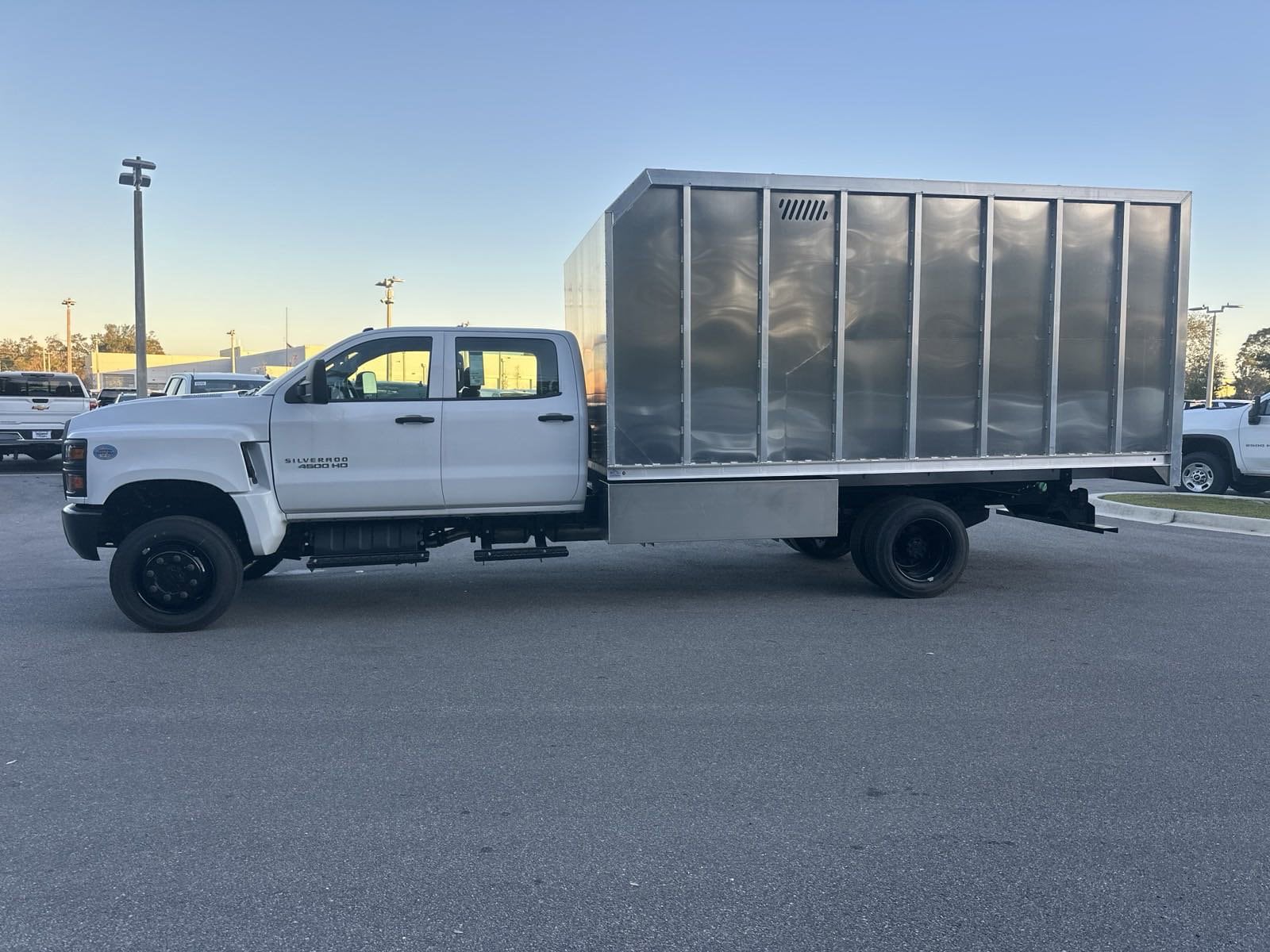 2024 Chevrolet Silverado MD Work Truck photo 5