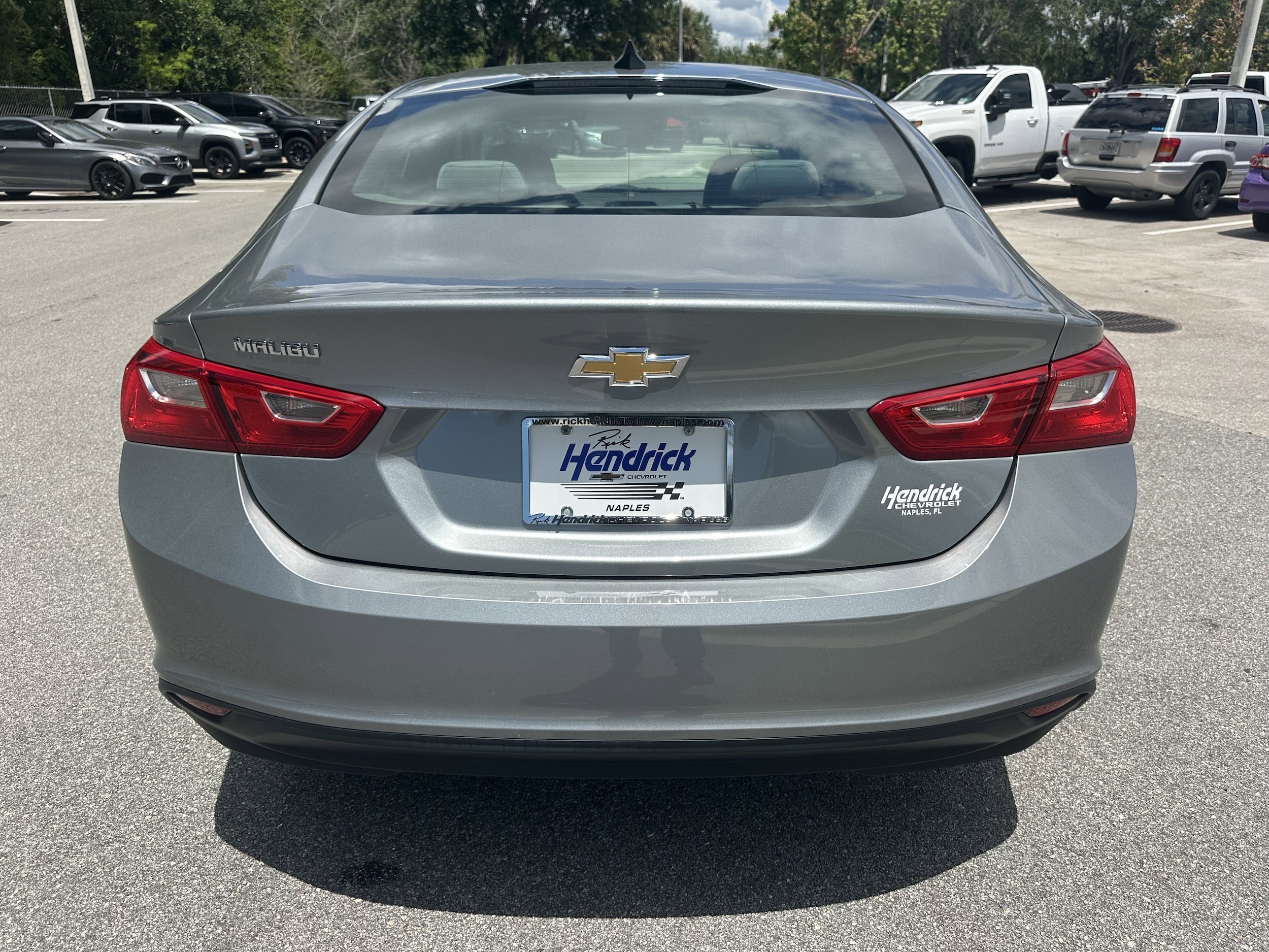 2023 Chevrolet Malibu LS photo 3