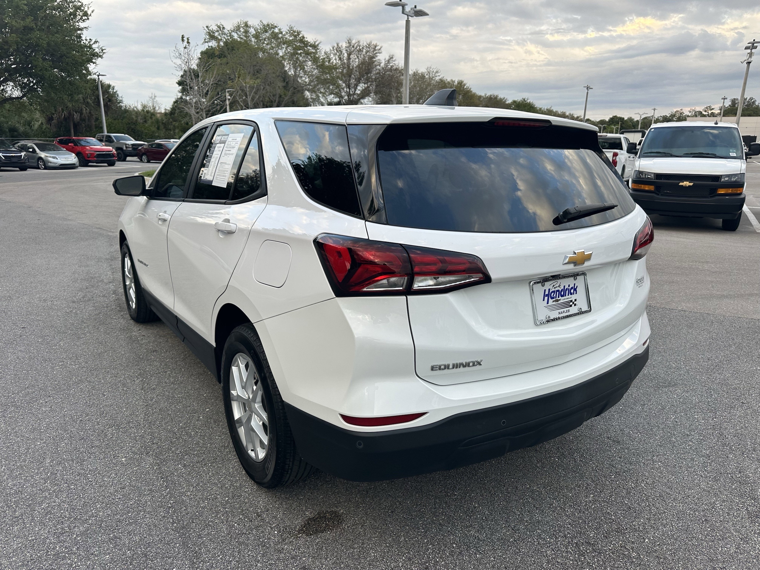 2024 Chevrolet Equinox LS photo 6