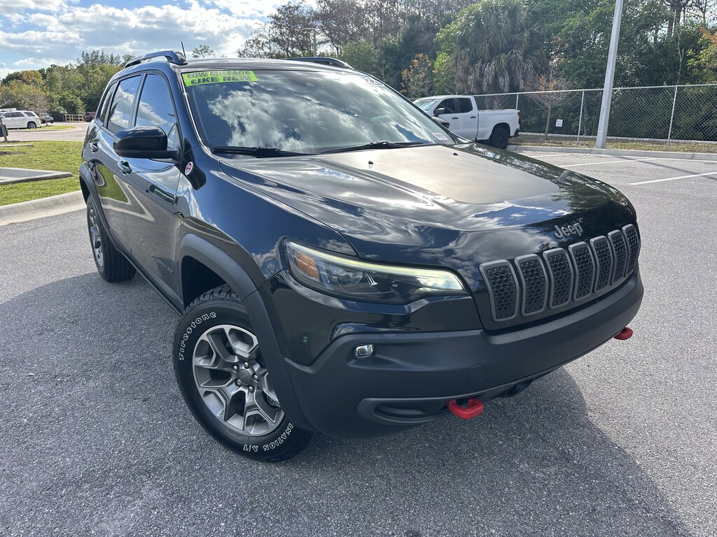 Used 2022 Jeep Cherokee Trailhawk SUV