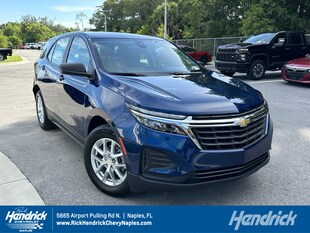 2022 Chevrolet Equinox LS SUV